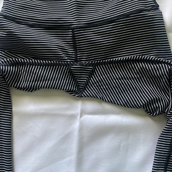 Lululemon align leggings - Picture 4 of 4